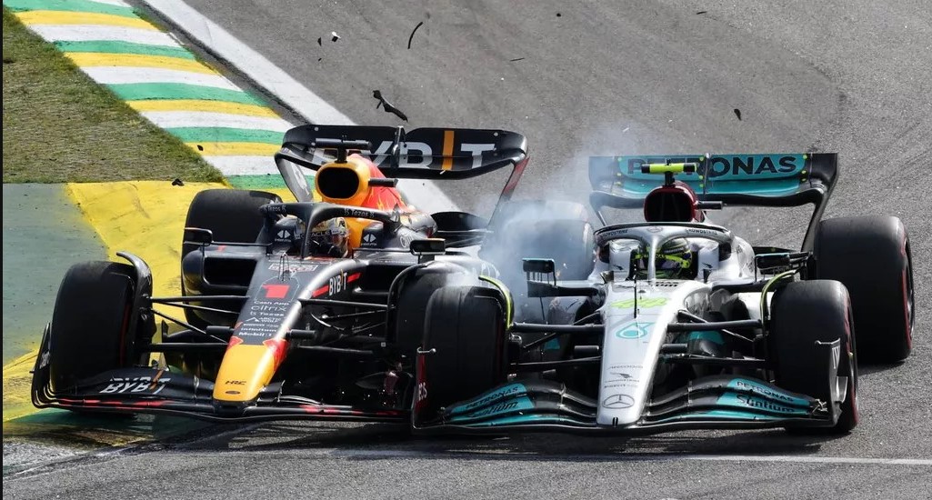 Collision entre Lewis Hamilton et Max Verstappen  !